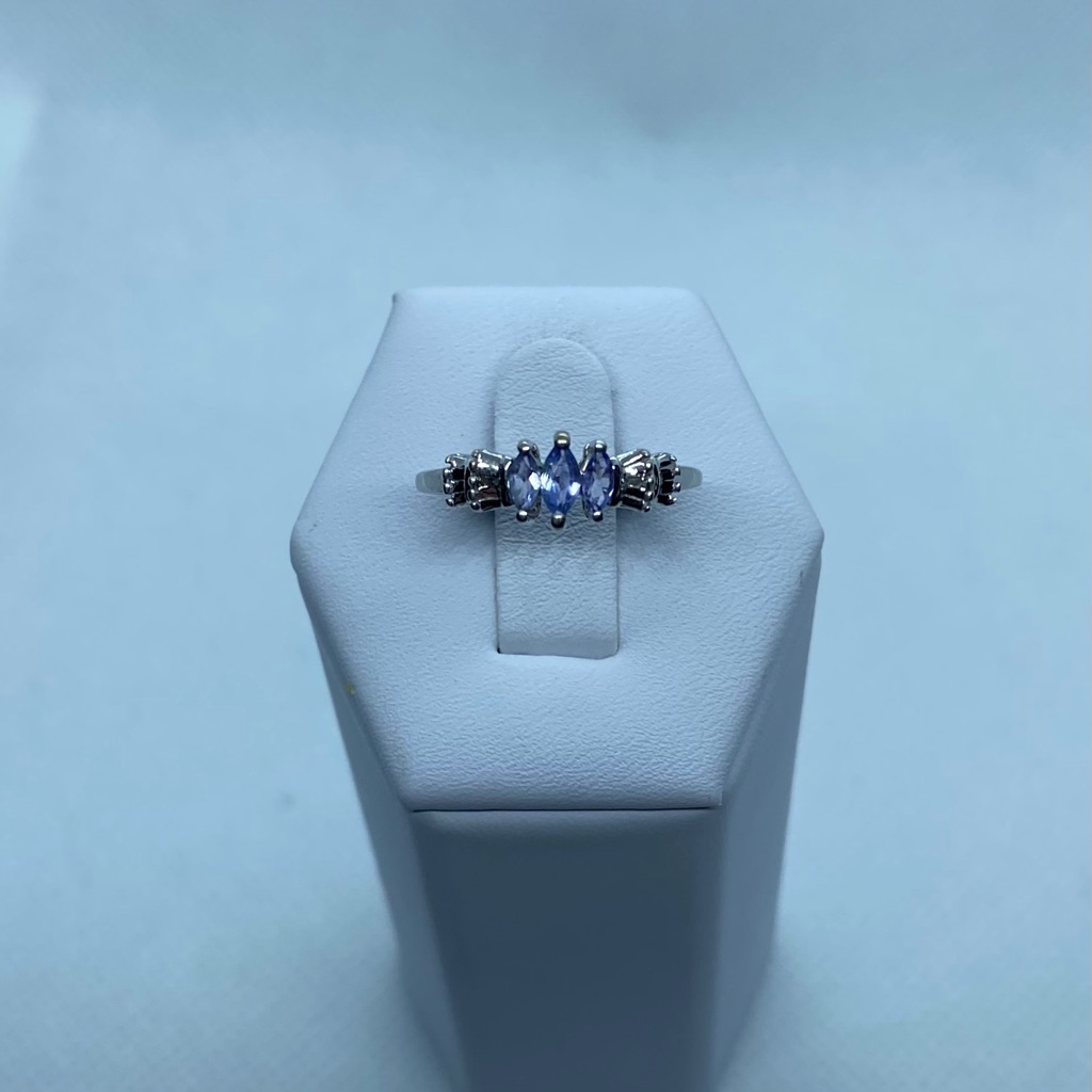 10k Amethyst Ring